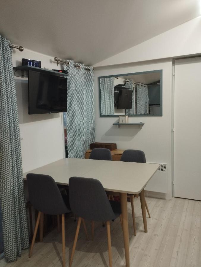 Mobil-Home Tout Confort A 300M De L'Ocean Saint-Brévin-les-Pins Ngoại thất bức ảnh