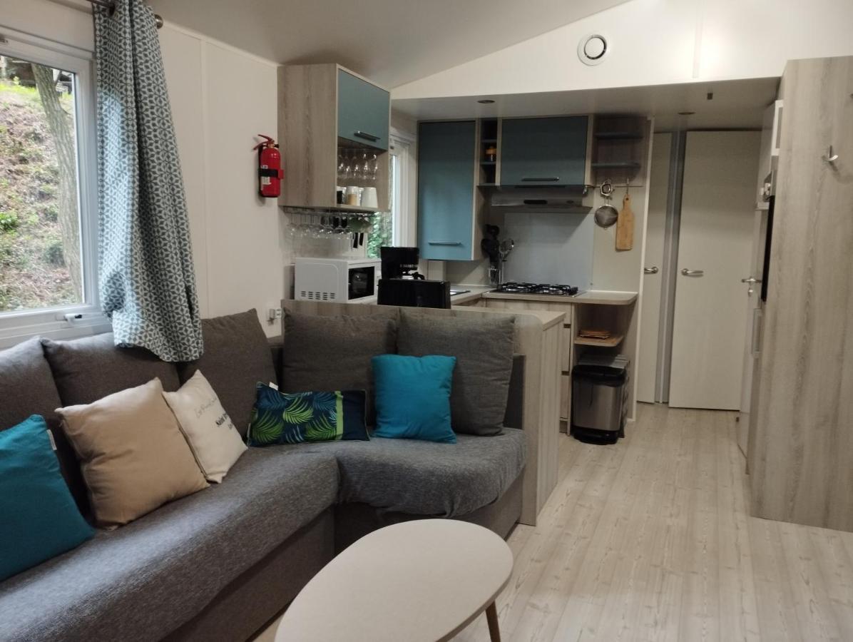 Mobil-Home Tout Confort A 300M De L'Ocean Saint-Brévin-les-Pins Ngoại thất bức ảnh